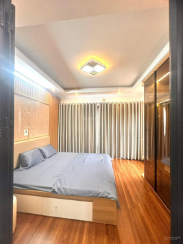 Bán nhà riêng 4PN, 45m2, 7,8 tỷ tại Vũ Tông Phan, view đẹp, chính chủ, ngõ thông