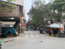 Hiếm! Nhà Thụy Khuê, DT 65m2, MT 6.8m, 3 tầng, cách đường chính khoảng 30m, giá chỉ hơn 10 tỷ