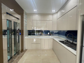 Đông Quan - gara ô tô 2 mặt thoáng - kinh doanh - ô tô tránh - thang máy