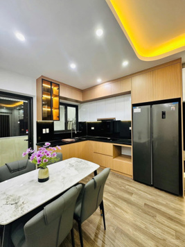 Cần chuyển nhượng gấp căn hộ CT4B X2 KĐT Bắc Linh Đàm Dt:70m2.3PN KH:0983 466 681