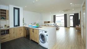 Chủ nhà gửi bán toà nhà apartment Phố Xuân Diệu: 180m2, 8T, MT: 9.5m. Giá: 64tỷ. LH: 0888 999 766