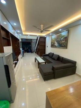 Bán nhà Lê Quang Đạo, Nam Từ Liêm, 48.6m2 x 5 tầng, 30m ra ô tô dừng đỗ, 8 tỷ.