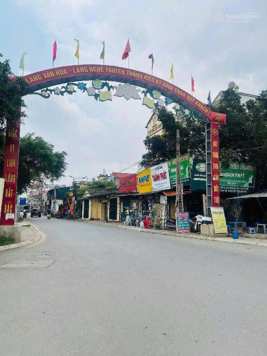 Đất thôn Kiêu Kỵ, khuôn đất vuông vắn, giá chỉ 2.8 tỷ. LH: 0379483926