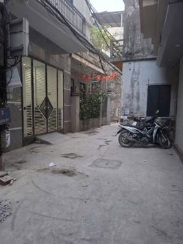 BÁN NHÀ VỊ TRÍ TRUNG TÂM QUẬN HOÀNG MAI,  HÀ NỘI, 30m2, NGAY GẦN TRƯƠNG ĐỊNH,BẠCH MAI