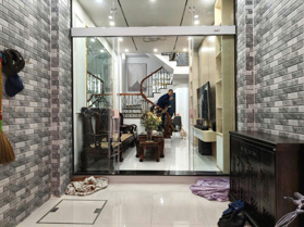 Nhà đẹp Ba Đình 45m2 x 5 tầng - Full nội thất - Cách ô tô đỗ 20M.