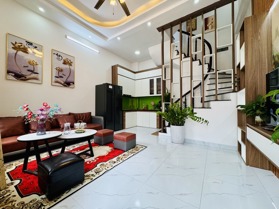 CHÍNH CHỦ XÂY KHU VIP TÂY TRÀ - GẦN Ô TÔ - NHÀ ĐẸP FULL NỘI THẤT, DT 32 m2, Gía: 5,7 tỷ