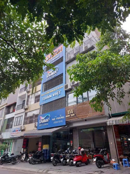 Bán nhà lô góc mặt phố Bưởi, Tây Hồ, tiện kinh doanh 5 tầng 52m2 giá 15 tỷ