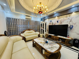 Nhà hoa khôi tại Văn Cao phố Tây 88m2, 5 tầng có thang máy full đồ