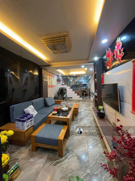 Chính chủ cần bán nhà phố tại 78 Cầu Đất, Ngô Quyền, Hải Phòng. Nhà đầy đủ nội thất, 47 m2, 3 tầng