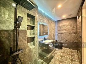 Bán nhà riêng 52m2 lô góc full nội thất phố Hoàng Quý - Chùa Hàng
