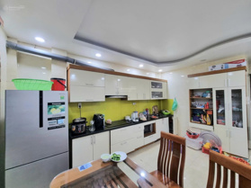 Cả năm duy nhất 1 nhà bán phố Giang Văn Minh Q Ba Đình - ôtô tránh - 20m ra phố 6 tầng thang máy