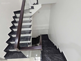 Bán căn shophouse 5 tầng Lý Anh Tông thuộc HUD B đã hoàn thiện đang cho thuê