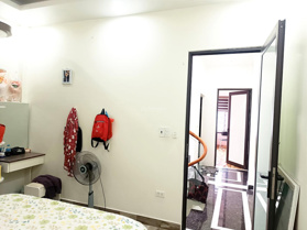 Nhà 4 tầng tại Văn Cao - Đường rộng 6m - Đường thông kinh doanh buôn bán tốt