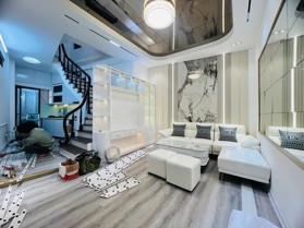 Nhà Ba Đình 5 tầng x mặt tiền 8.4M - Cách mặt phố 20M - Nội thất đẹp - Ngõ thông.