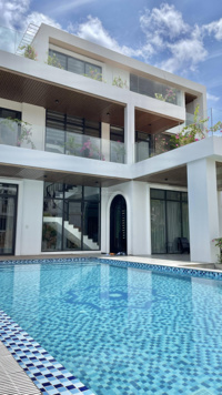 Sắp phá sản cần bán gấp căn 1000m2 vị trí hoa hậu tại Ivory Hòa Bình