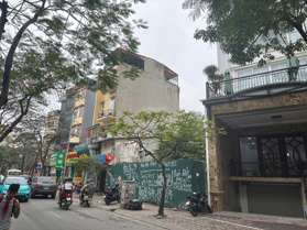 Chính chủ cần bán gấp 142m2 đất số 71 mặt phố Trung Kính, mặt tiền 9,2m x 2 thoáng giá 57 tỷ