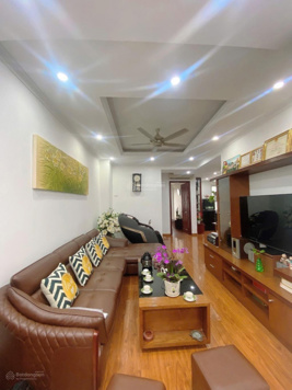 Căn hộ siêu vip, hàng xóm Keangnam, tầng trung, lô góc 3 thoáng, view hồ, full nội thất, 98m2 6tỷ85