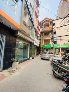 VIP Trần Duy Hưng, ôtô vào nhà, ôtô tránh, 62m2 x 5T, kinh doanh, cách phố 50m, ngõ thông 18.9tỷ