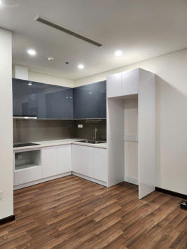 Chính chủ cần bán gấp căn hộ tòa A. 77,5m2, 2 ngủ 2wc Mipec Rubik 360 giá 7,5 tỷ nhà đang cho thuê