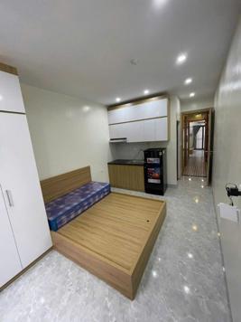 Bán tòa căn hộ DV Trung Kính 110m x 9T, TM, Pccc tiêu chuẩn, gần ô tô, 25p full đồ 28 tỷ