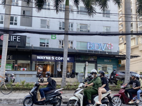 Văn phòng 12m2 giá 5,5 triệu/tháng vào làm ngay