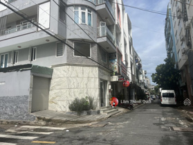 Bán nhà 2MT 29B Cộng Hoà 3, 7x13m, 4 lầu, 8PN, có thang máy, 15.5 tỷ