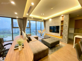 Bán gấp CH cao cấp Sun Grand City - 69B Thụy Khuê, 160m2, 3PN, Tầng cao, view Hồ Tây LH: 0975 864 664