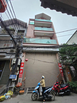 Chính chủ bán nhà tại mặt phố Lụa Vạn Phúc, Hà Đông Kinh doanh sầm uất, ô tô ngủ trong nhà