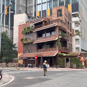 Cho thuê nhà mặt phố Nhà thờ Lý Quốc Sư giá thuê 120tr DT 90m2 *3 tầng, mặt tiền 5m,LH 0901 727 293