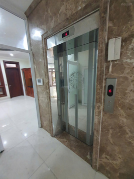 Chính chủ cho thuê nhà phân lô Đường Xuân La, Tây Hồ 6 tầng giá rẻ đường 3 ô tô tránh nhau