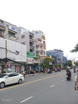 Cho thuê nguyên căn nhà 48 Cách Mạng Tháng Tám, Quận 3 trệt 8 lầu, thang máy, có hẻm hông 3m