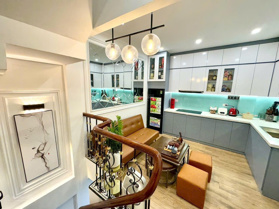 Cho Thuê Nhà riêng 5 tầng 8m ra mặt phố Đội Cấn 2 chiều sầm uất.Nhà đủ đồ chỉ việc xách valy ở ngay