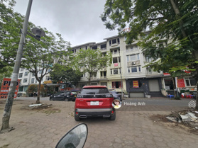 Cho thuê shophouse 160m2 x 6 tầng,có thang máy. Khu A GELEXIMCO