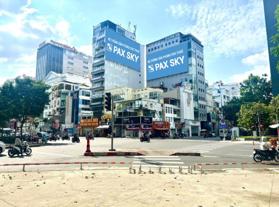 Cho thuê bảng Quảng cáo ngoài trời giao lộ Trương Định và Nguyễn Thị Minh Khai - Quận 3