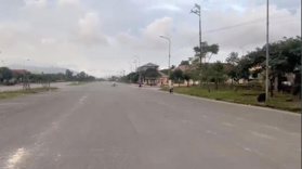 Tôi muốn bán lô đất TĐC Kỳ Long ngay cạnh trường học, dt 121m2, cạnh đường 60m.