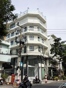 Cho thuê mặt tiền nguyên căn 235 Bàu Cát. Khu sầm uất nhất nhì quận Tân Bình