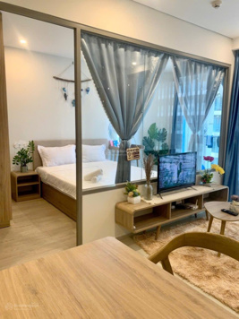 Bán gấp căn 2PN The Sóng Vũng Tàu, nhà đầy đủ nội thất, giá 1.950 tỷ. LH 0775 707 172 Ms Yến