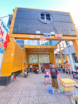 Chủ nhà ký gửi cho thuê 3 căn liền kề ngay góc 2 mặt tiền đường Nguyễn Gia Trí (D2) Quận Bình Thạnh