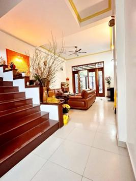 🌞SỰ LỰA CHỌN HOÀN HẢO CHO PHONG CÁCH SỐNG HIỆN ĐẠI🌞NHÀ 37M SỔ ĐỎ HÀ CẦU- HÀ ĐÔNG🌞