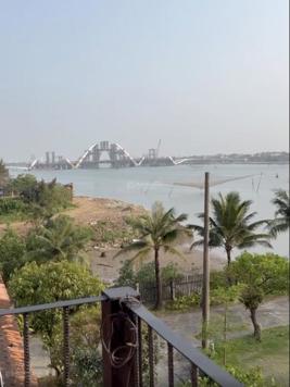 Bán nhà mặt tiền đường Hùng Vương bên sông Nhật Lệ, 482m2, pháp lý đầy đủ