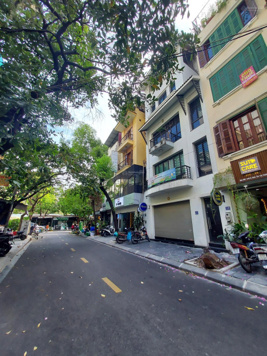 Chính chủ cho thuê nhà mặt phố Trung Yên, Cầu Giấy. DT: 130m2 x 5 tầng. LH 0866 696 199