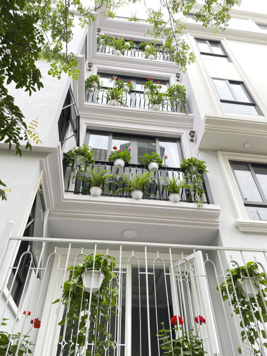 NHÀ 6 TỶ HÀ NỘI KHU VIP, TIỆN ÍCH ĐẦY ĐỦ, GIÁ RẺ BẤT NGỜ! LH NGỌC TRANG 0946 852 668