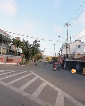 Cần tiền du học, bán 380m2 đất MT 3 Tháng 2, ngang 12,5m gần sân bay tiện xây ở vừa kinh doanh