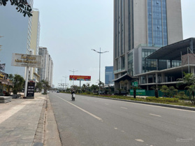Bán khách sạn 4 sao 150 phòng trung tâm Bãi Cháy, Thành Phố Hạ Long