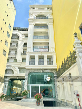Cho thuê văn phòng 186m2 mặt tiền Lê Văn Duyệt, Bình Thạnh. Liên hệ 0949 525 357
