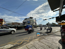 Bán nhà MT thành phố Tây Ninh DT: 175m2 - Ngay đường 30 Tháng 4 - CTXD: 7 Tấm - Chỉ 5,5 tỷ TL