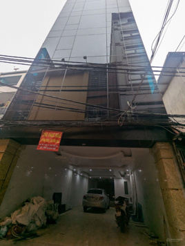 Cho thuê tòa building ngõ 41 Thái Hà 120m2/sàn chỉ 1 nhà ra mặt phố. Đẳng cấp văn phòng