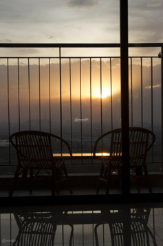 CẦN BÁN GẤP CĂN HỘ 3PN VINHOME Q9 VIEW SÔNG THOÁNG MÁT GIÁ 2,7 TỶ RẺ NHẤT THỊ TRƯỜNG