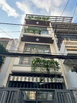 Hot, nhà hẻm ô tô 197/ Nguyễn Thị Nhỏ, P. 9, Tân Bình chỉ 5.9 tỷ, HĐT 20 tr/th - 3.2x14m - 4 tầng