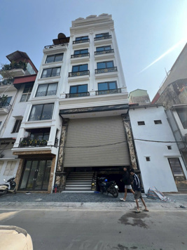 BÁN TOÀN VĂN PHÒNG MẶT PHỐ ĐẲNG CẤP TRUNG TÂM QUẬN HOÀNG MAI, 250M2, 9 TẦNG, 7X TỶ TL